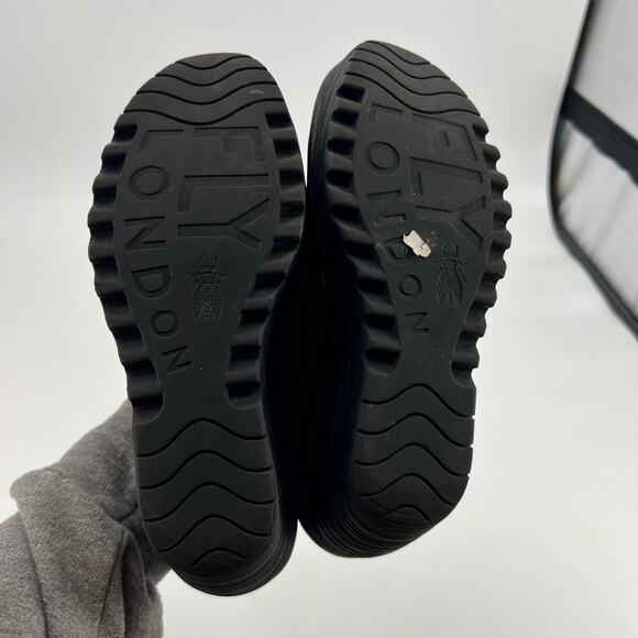 FLY London Yoko Two Tone Leather Wedge Slip On Shoes Women's 39 / US 8-8.5 - Picture 2 of 8